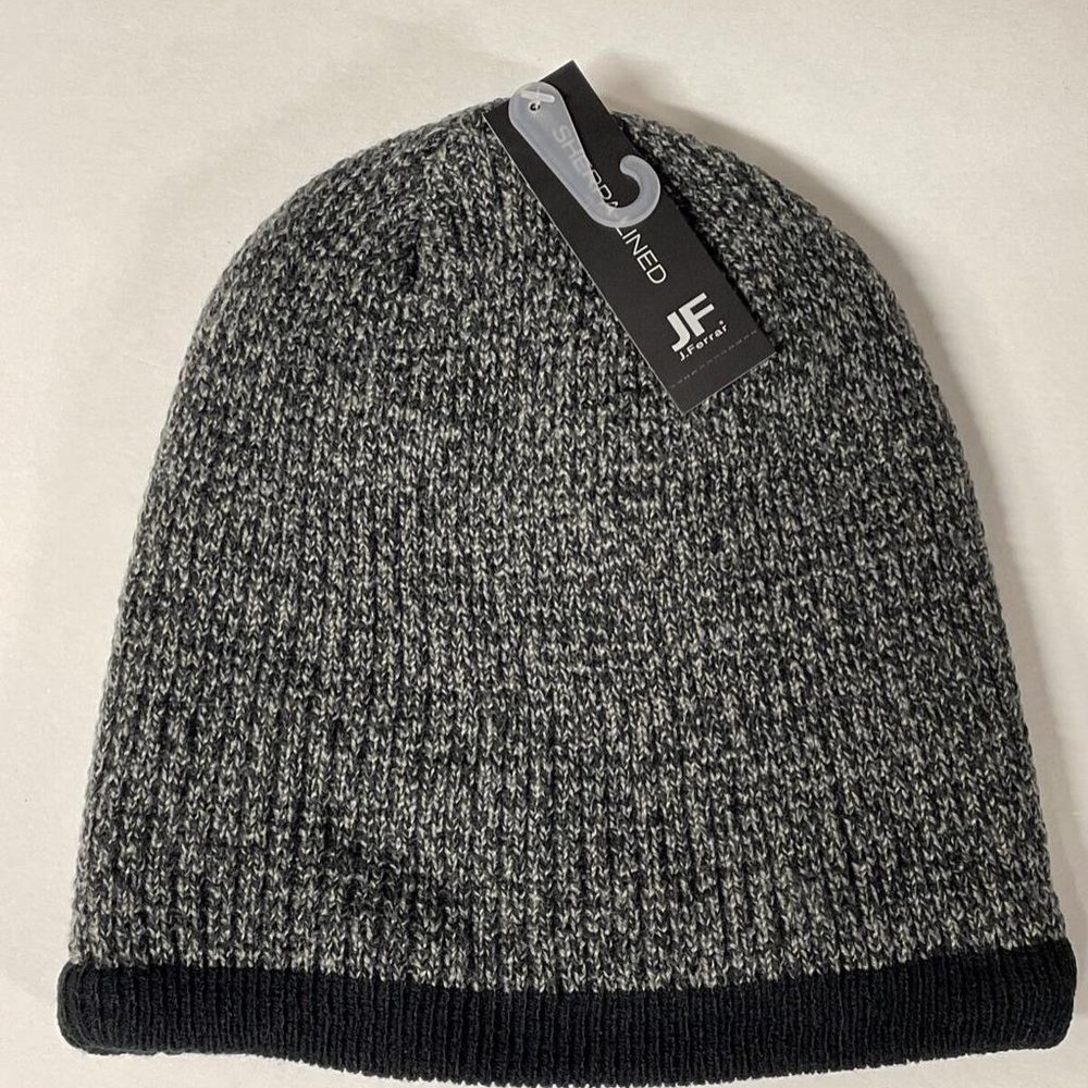 J FERRAR WINTER HAT BEANIE  HEATHER GRAY BRAND NEW WITH TAG, Retails For $22